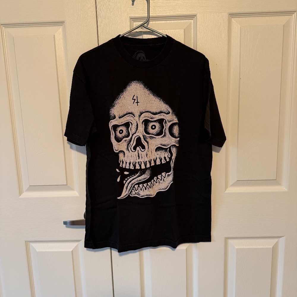 Sketchy Tank Skull T-shirt Size Large